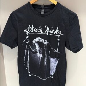 Gildan Black Stevie Nicks Graphic Tee